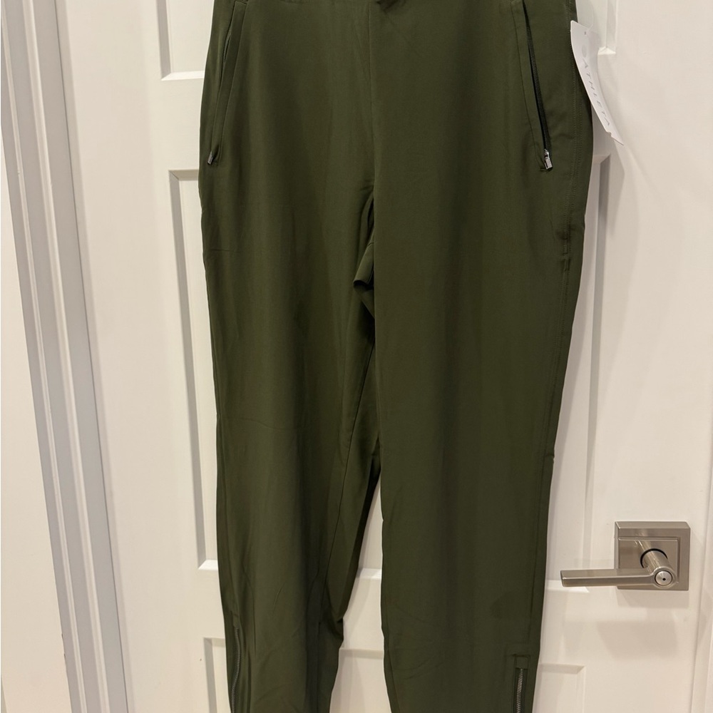 Athleta Brooklyn light joggers with Elastic Waistband and Cuffed Ankles 4